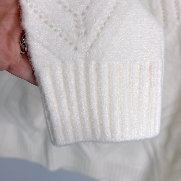 Talbots Crew Neck Diamond Sparkle Pattern Sweater Size S NWOT - Picture 4 of 7